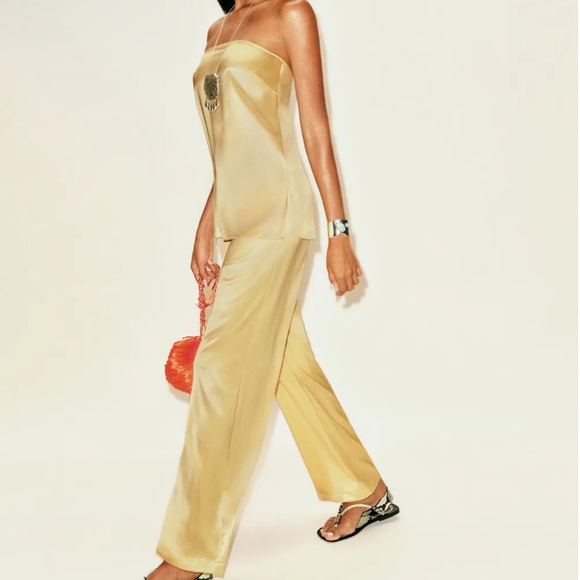 Reformation Dresses & Skirts - Reformation Champagne Strapless Satin set